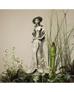 Blütentänzerin "Calla", Betonguss